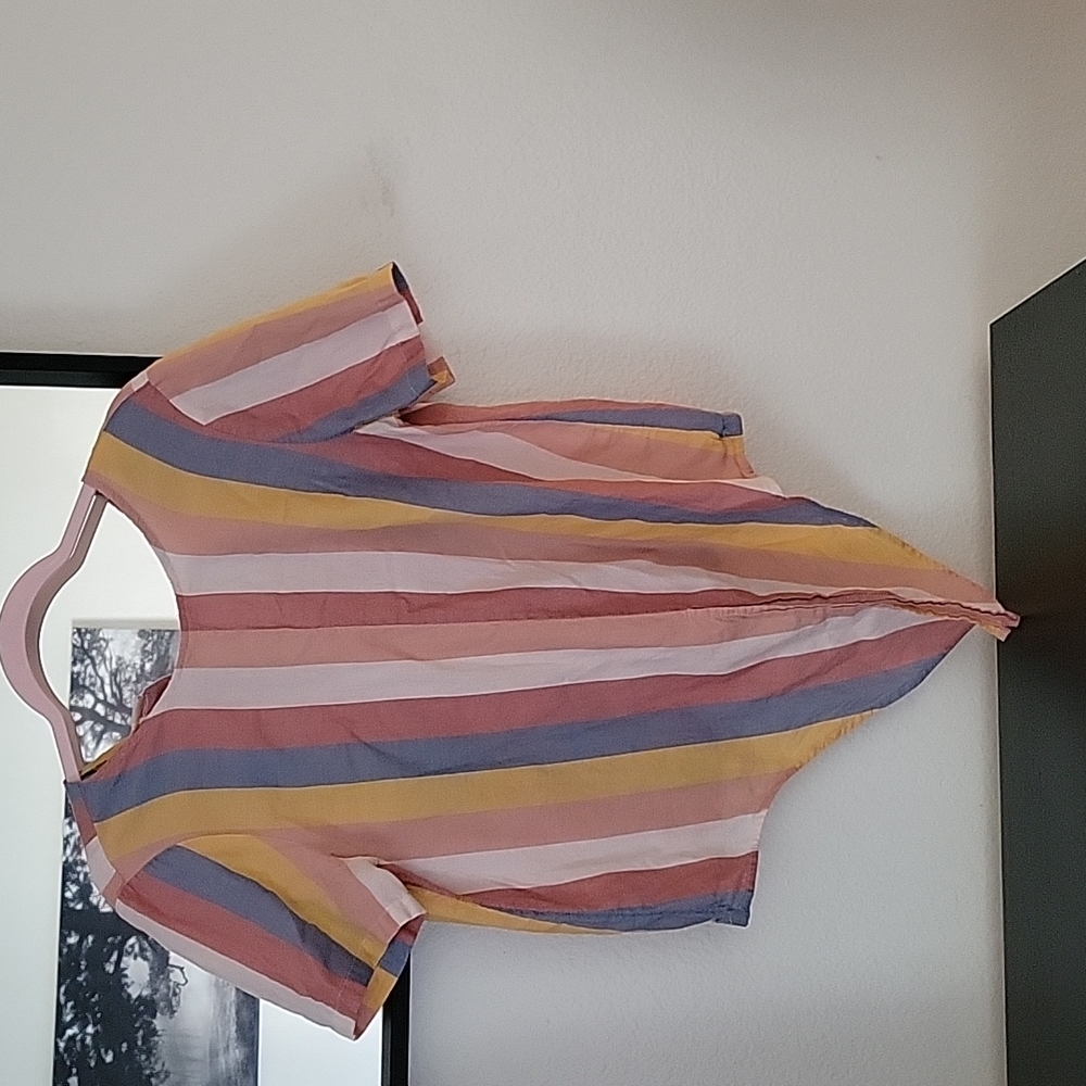 multicolored blouse